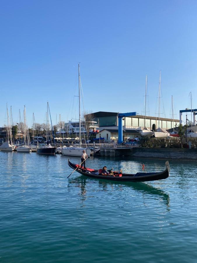 Garda Art&Lake Peschiera del Garda Dış mekan fotoğraf
